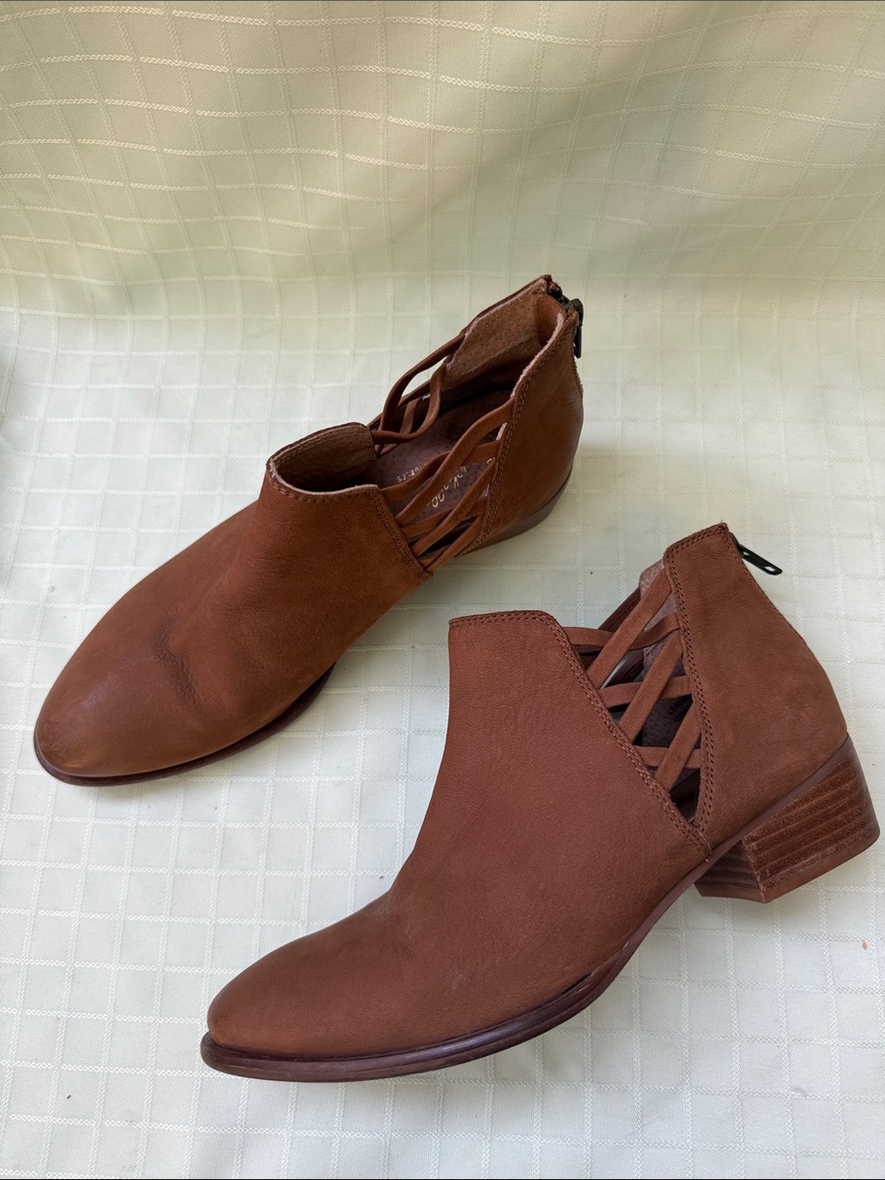 Seychelles Brown Cutout Ankle Leather Booties